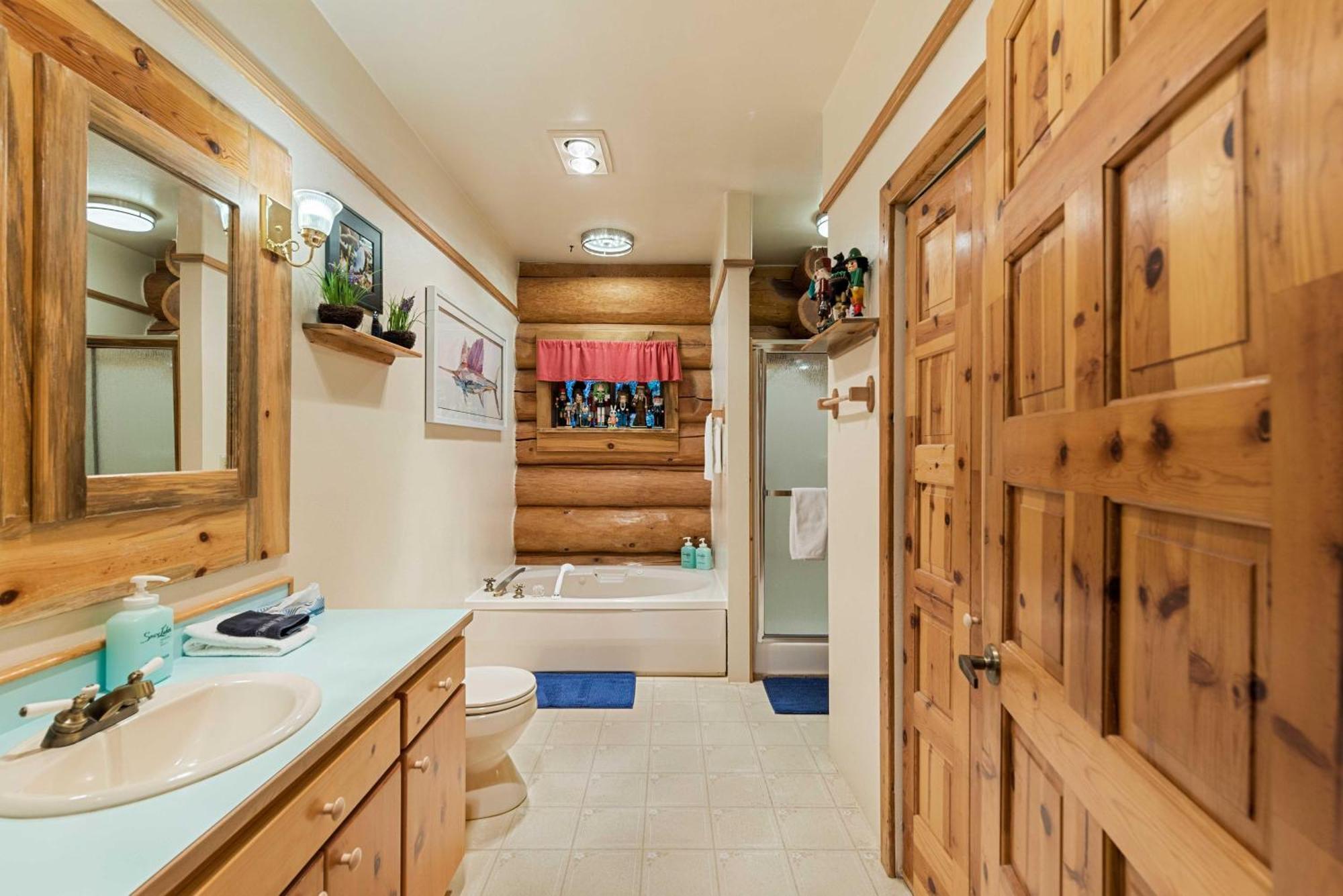 Bear Ridge Cabin Villa เลเวนเวิร์ท ภายนอก รูปภาพ