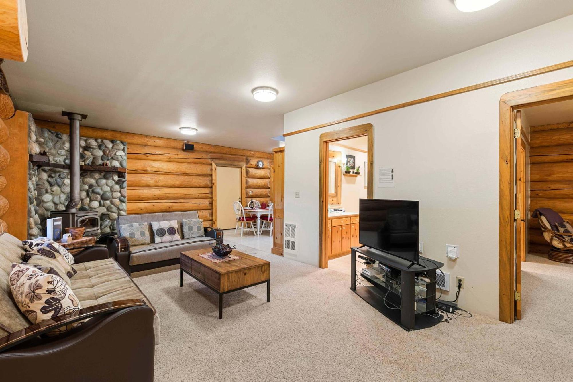 Bear Ridge Cabin Villa เลเวนเวิร์ท ภายนอก รูปภาพ